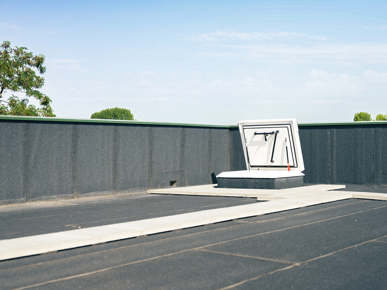 TopAccess roof access hatch with extension ladder at Food Villag